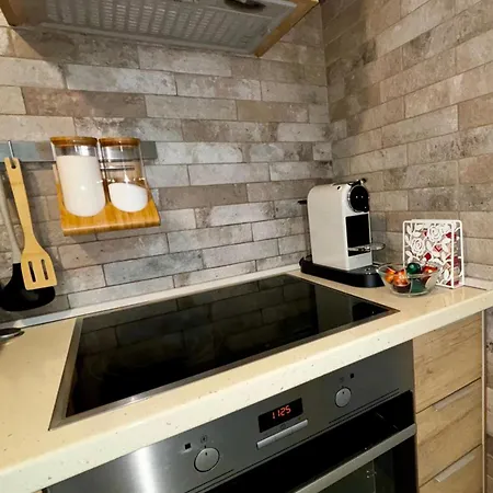 The L Place By Right Place Split